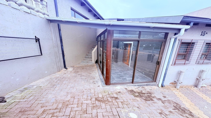 3 Bedroom Property for Sale in Hartenbos Central Western Cape